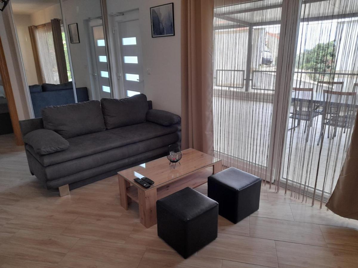 פרימוסטן Apartmani Petra מראה חיצוני תמונה